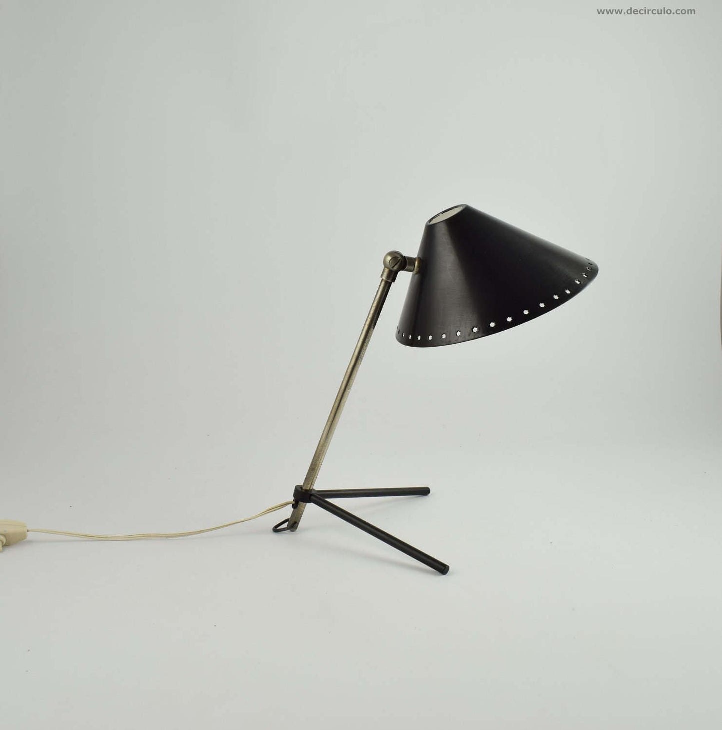 Lámpara Pinocho o lámpara pinokkio de H.Busquet de hala icono industrial minimalista de los años cincuenta