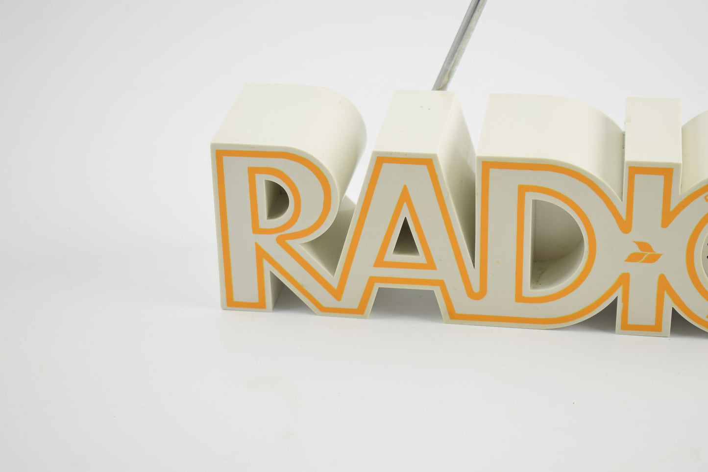 Radio radio Model: 20-1 from Isis Electronics; HK  in the form of the word radio.
