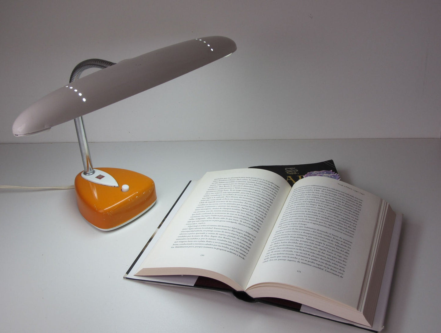 National matsushita desk or bed lamp from the early seventies. Can also be used a wall light see photo 4