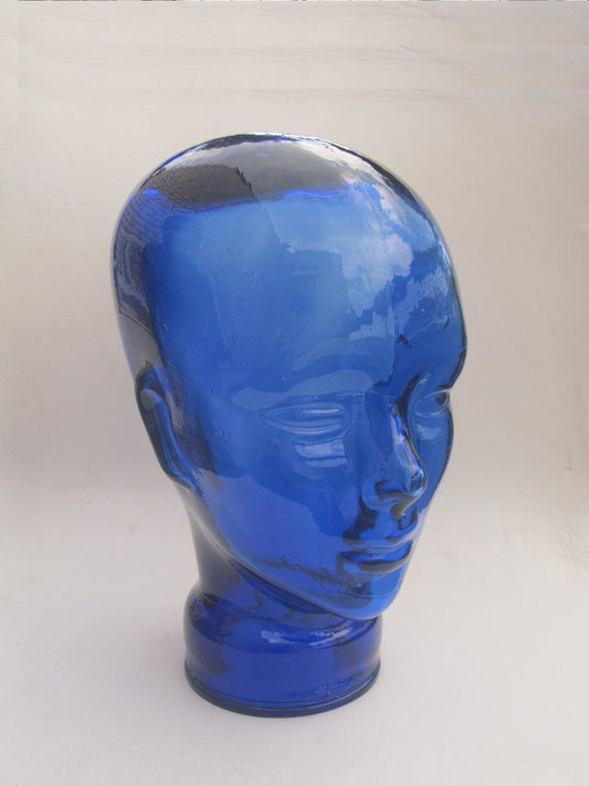 Blue glass head from the 80's, the typical head from the 1970s or 1980s can be used for your headphones, wig , sunglasses etc