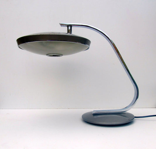 Fase Lamp Madrid era espacial Lámpara de mesa o escritorio, lámpara modernista española de mediados de siglo de los años 1970