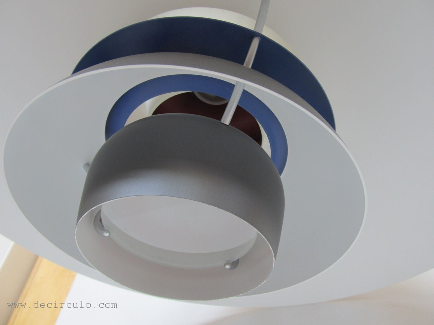 PH5 Pendant Lamp by Louis Poulsen Design: Poul Henningsen. Dark gray