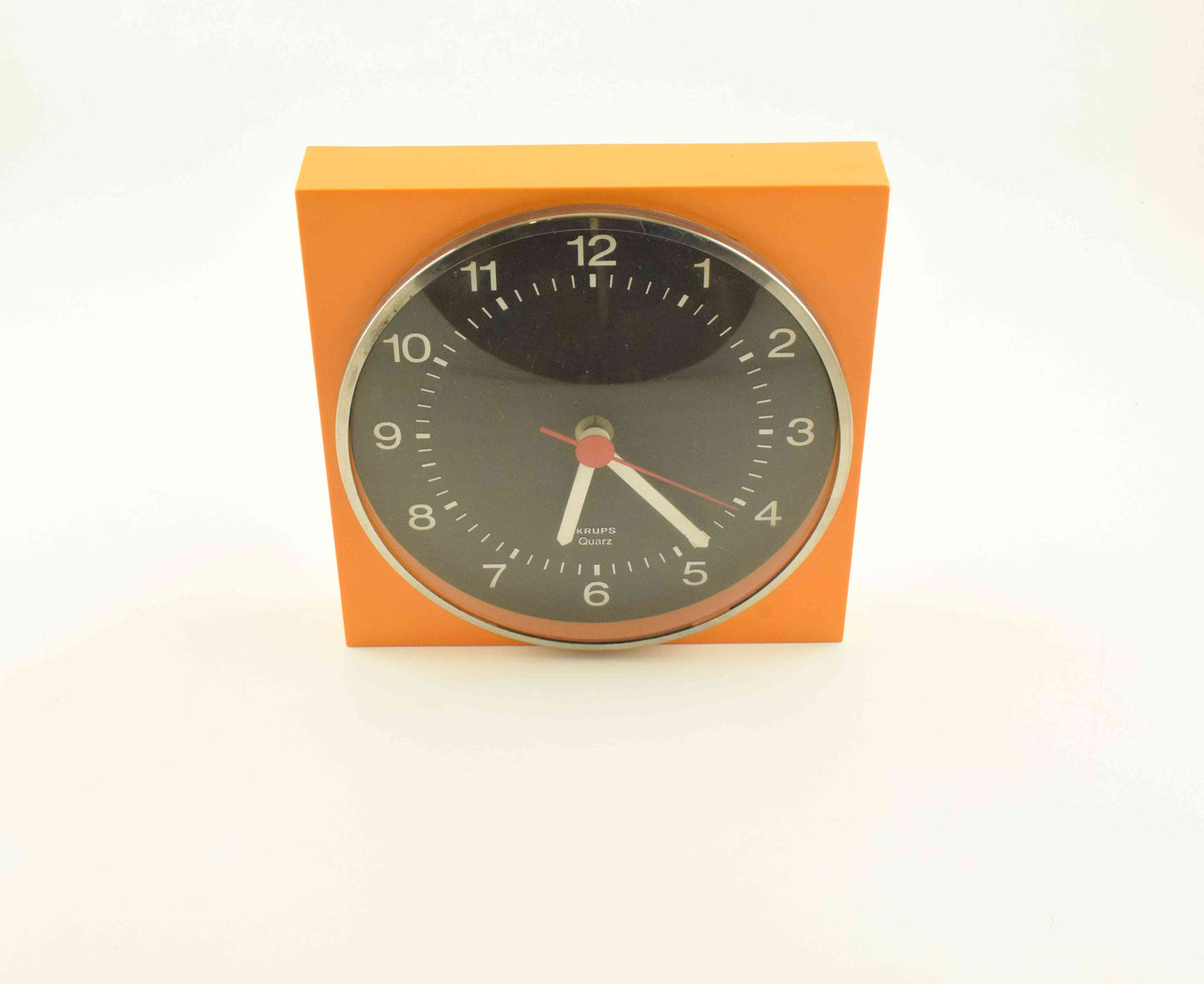 krups clock, kitchen clock, orange clock, vintage wall clock, krups chron quarz, krups model No 613, junghans clock, Kienzle Bauer, Jacobsen Stelton, Westclox Rhythm, Leroy Mauthe, Tupperware, KitchenAid clock