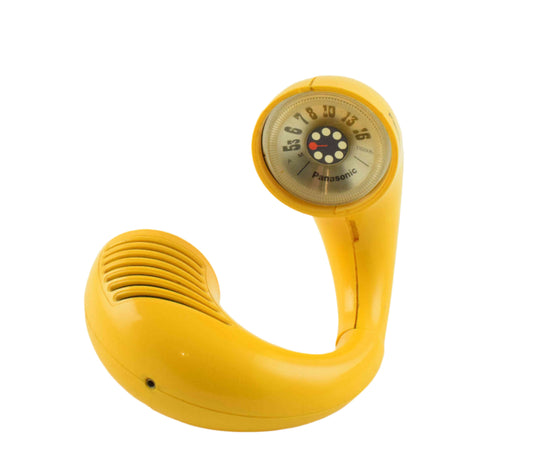 Red radio panasonic, toot a loop, panapet, japan radio, design radio, walkman, mp3 player, iphone, verner panton era, space age radio, national panasonic, yellow radio, space age design